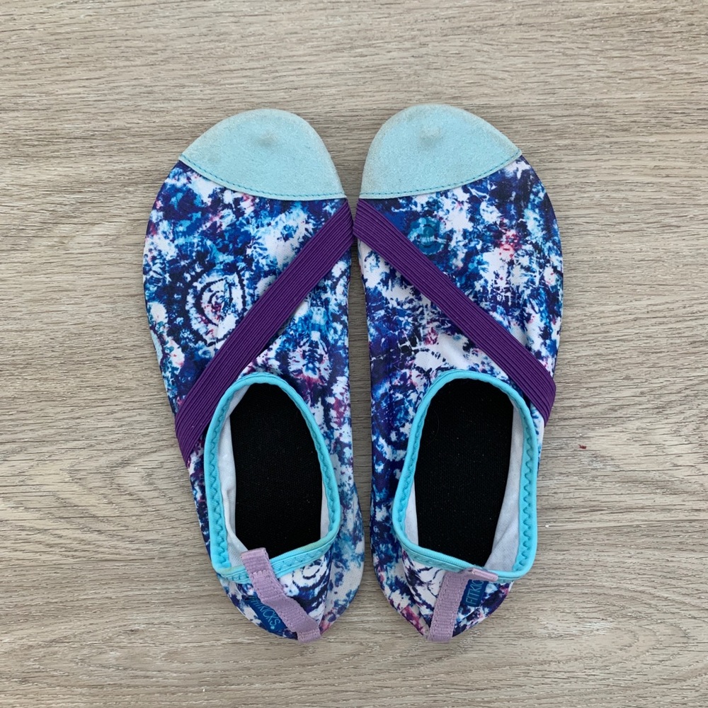 Water shoes